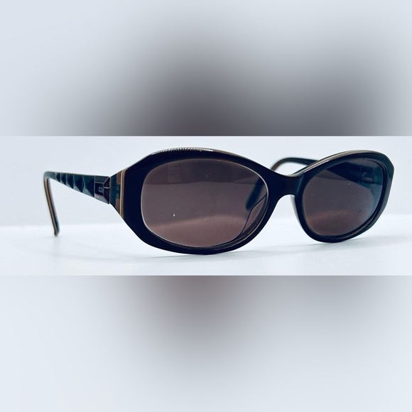 Guess Accessories - Guess GU7062 Brown Oval Sunglasses Frames Only